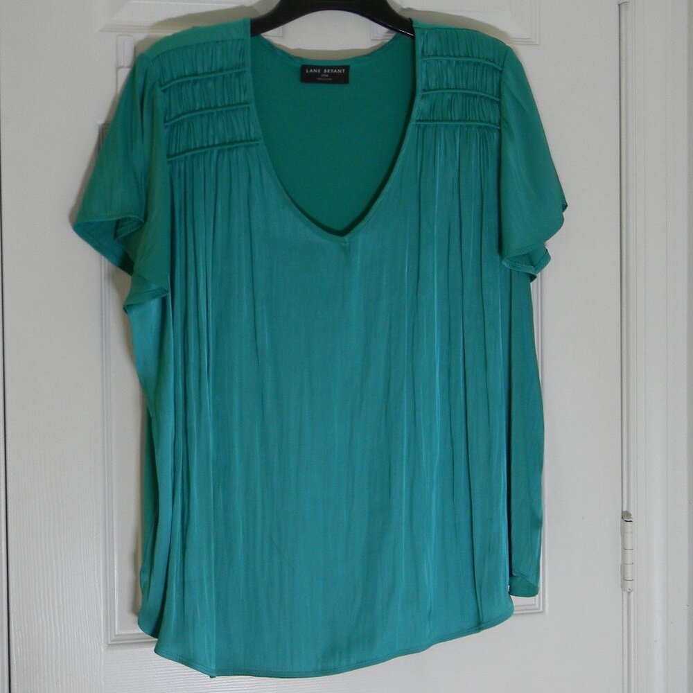 Lane Bryant Green Satin Top Smocked Details on Shoulder Holiday Christmas EUC